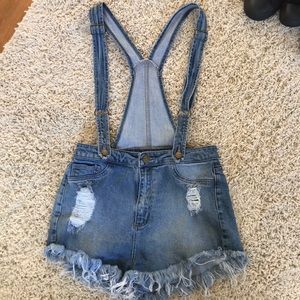 HIGH WAISTED OVERALL SHORTS-DISTRESSED